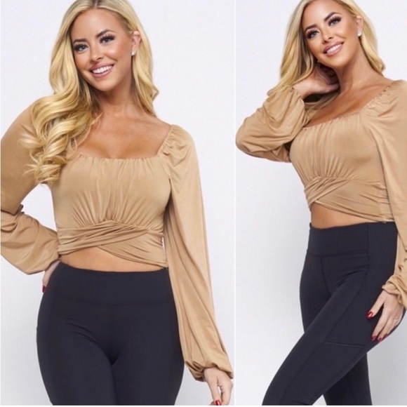 Semi-cropped blouse. Size large. Brand new!! #76 - Picture 2 of 3